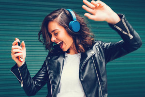 How To Use Astrology To Follow Your Heart and Find True Happiness